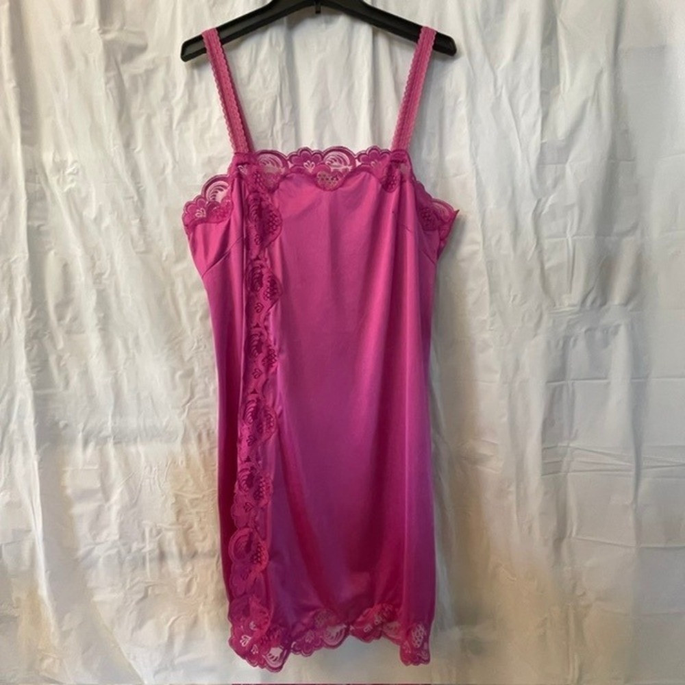 Vintage 70s 80s Ilusion Magenta Pink Nylon Lace Trim Full Slip Dress Sz 40 L/XL